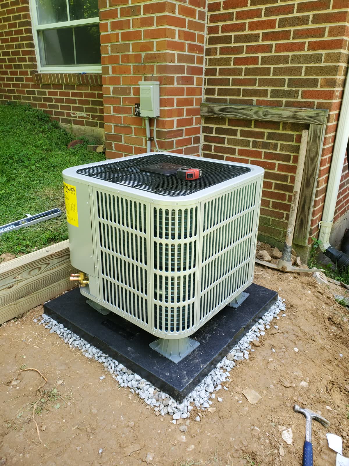 Condenser on a new pad